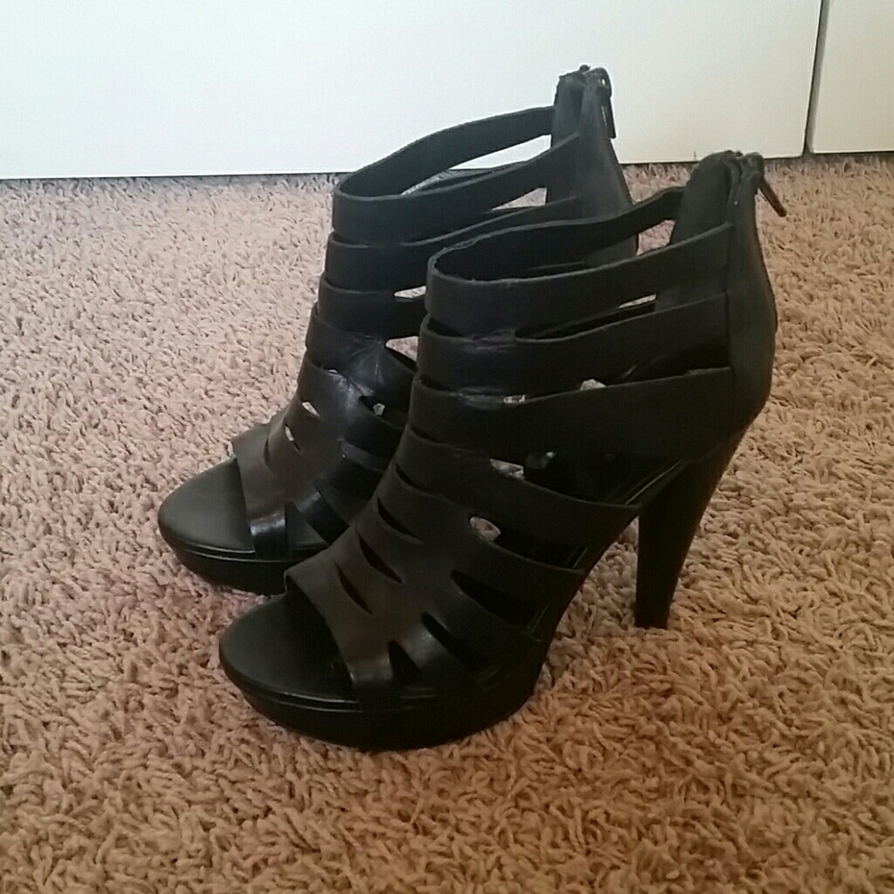 Chinese Laundry Black Heels